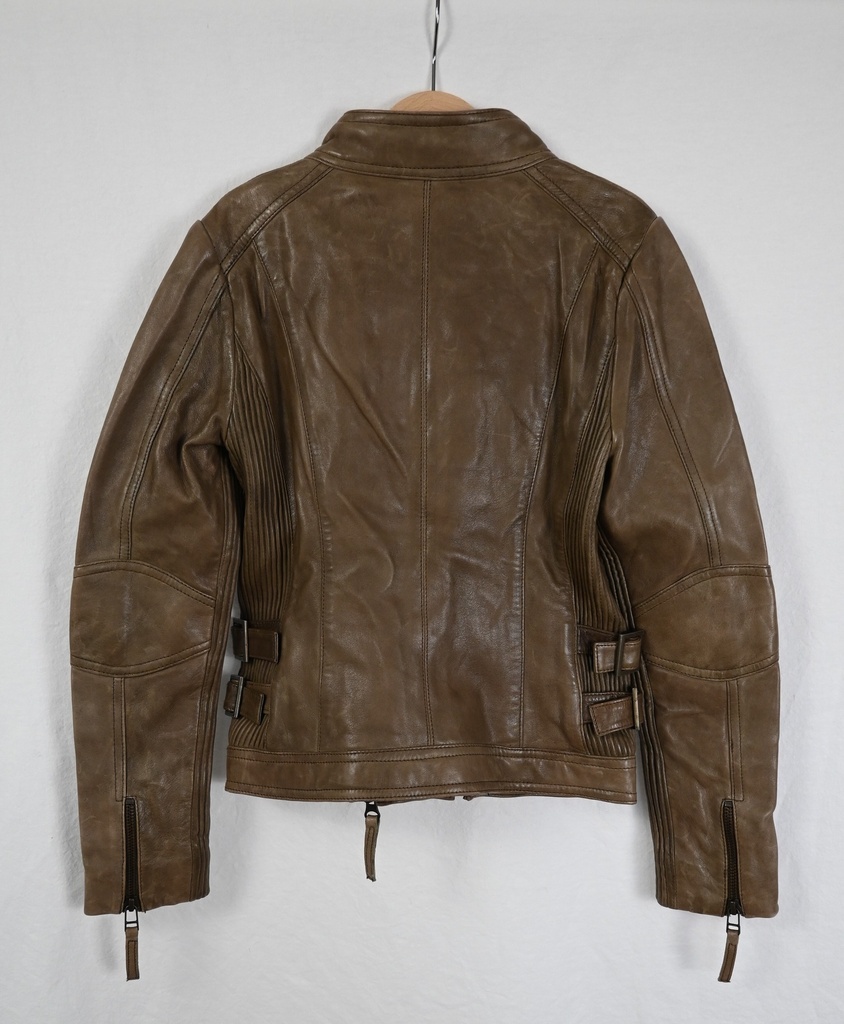 Lederen jas, Mer du Nord, 10 jaar - Extra 1