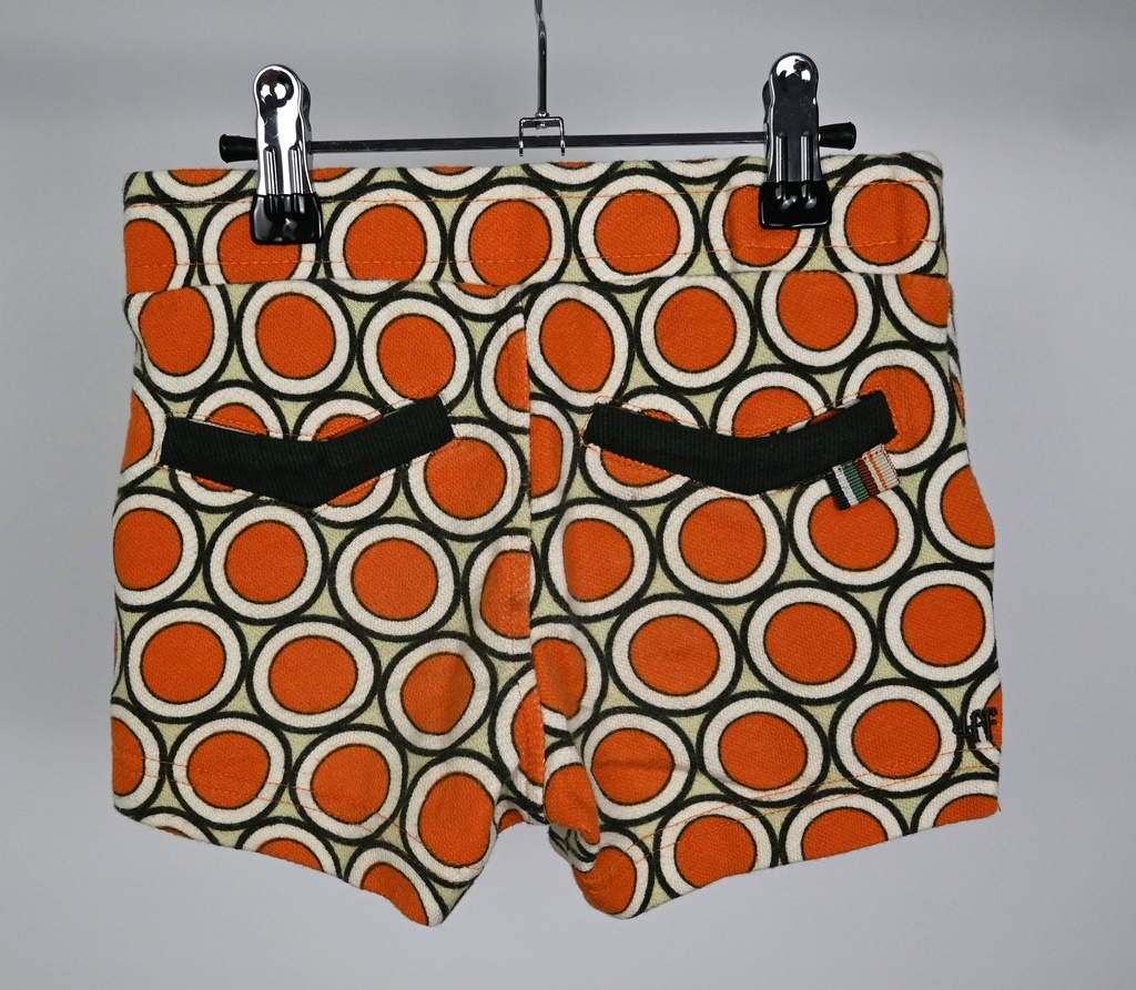 Short, 4 funky flavours, 5/6 jaar - PI - 2