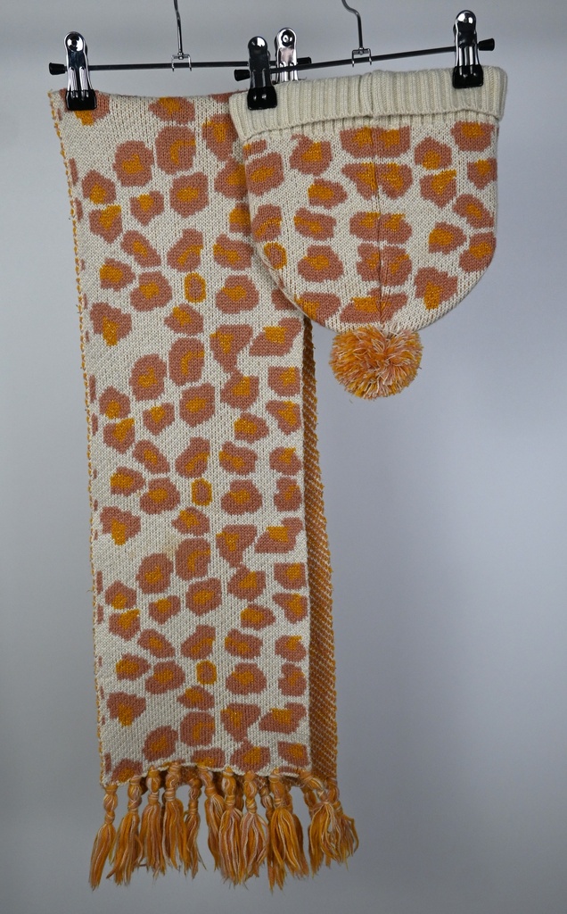 Muts en sjaal, Sissy Boy, 3/12 jaar - 2