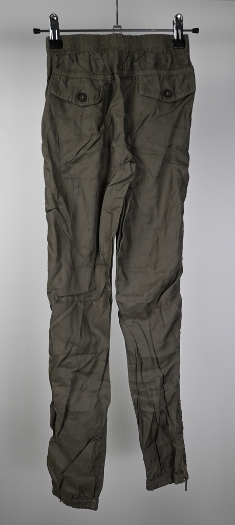 Broek, Anne Kruus, 12 jaar - 2