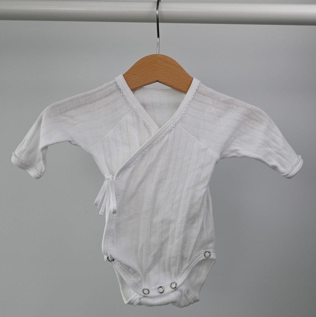 [NMA018] 2 Bodies, Alice et Maman, newborn