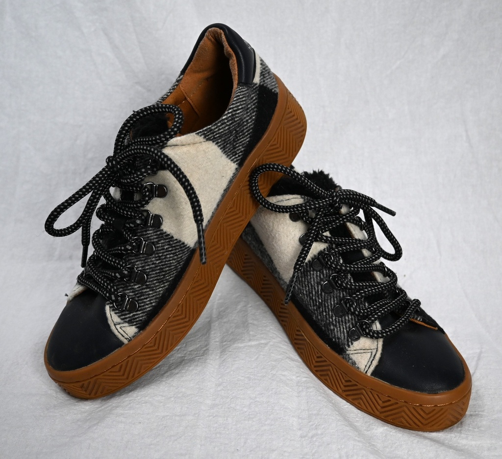 [MSC012] Sneakers, No Name, 36