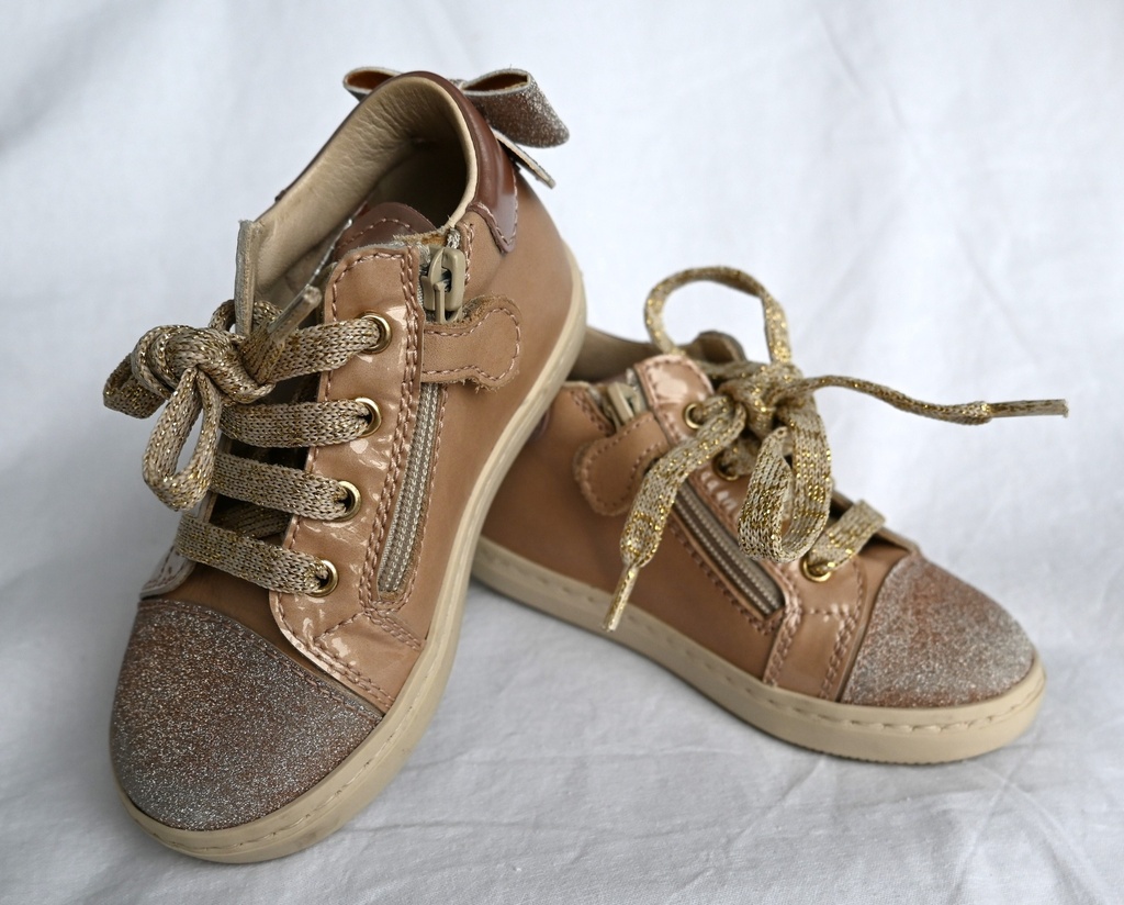 [YMI004] Sneakers, beberlis, 24