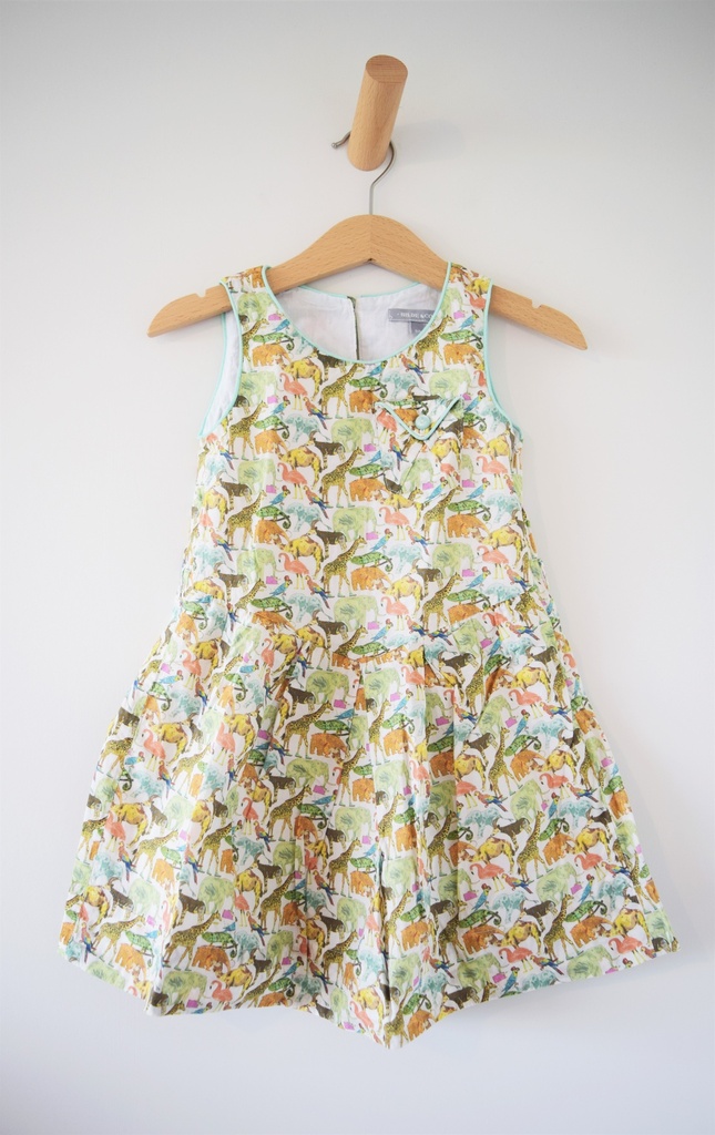 [LWE012] Kleedje, Hilde & Co, 3 jaar