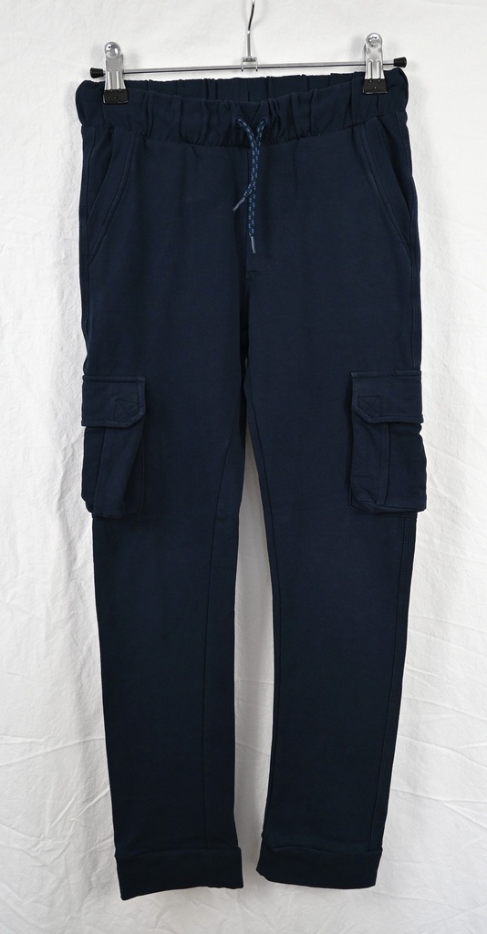 [LES023] Joggingbroek, B-Nosy, 9 jaar