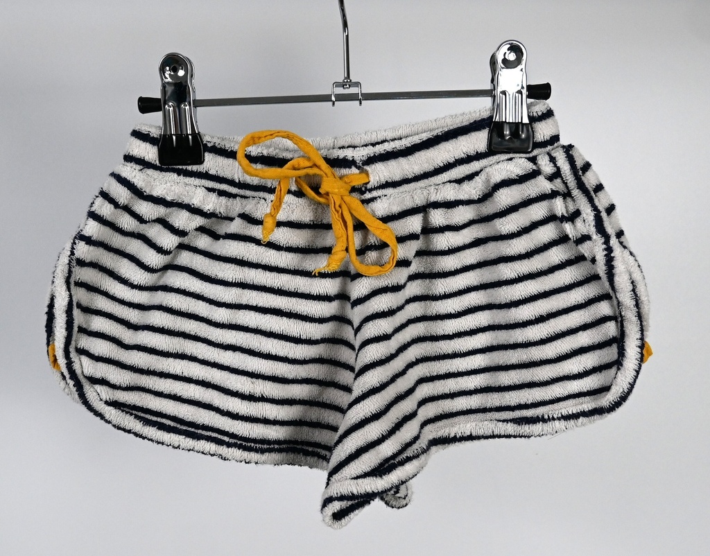 [LBR045] Shortje, Blune, 6 jaar