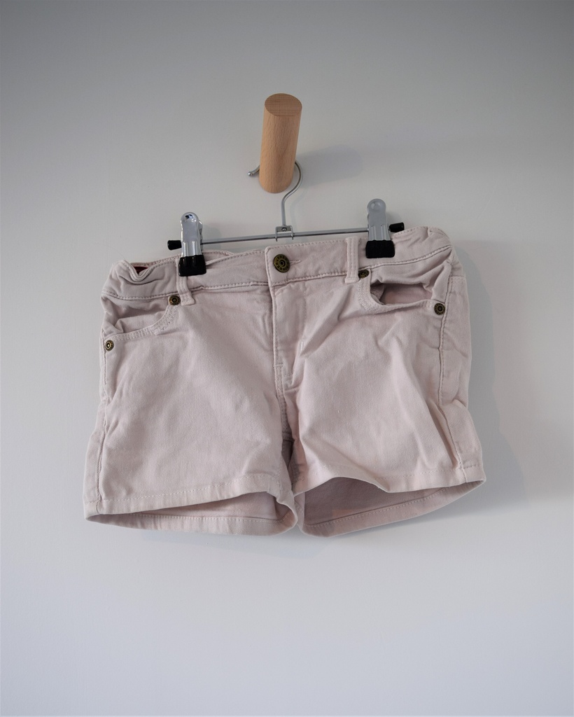 [JSC066] Short, Fred & Ginger, 8 jaar