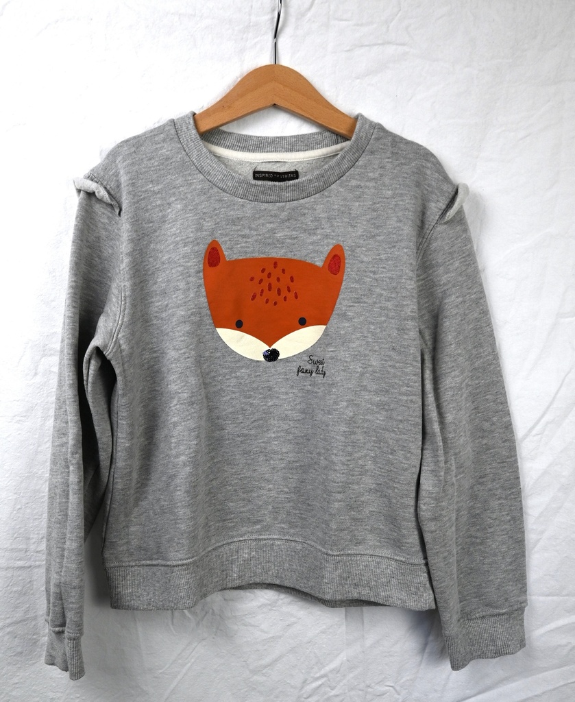 Sweater, Veritas, 9 jaar