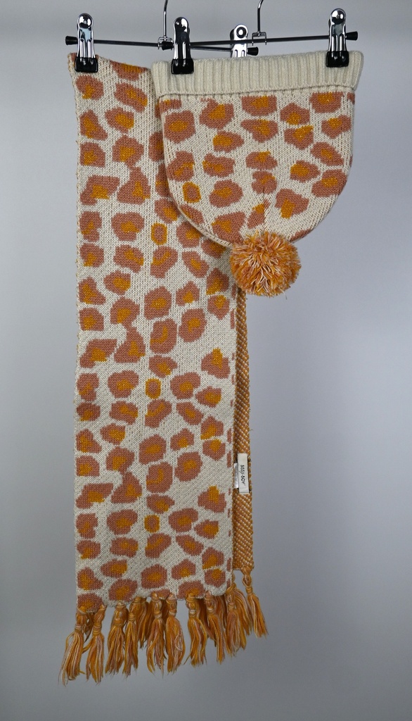 Muts en sjaal, Sissy Boy, 3/12 jaar