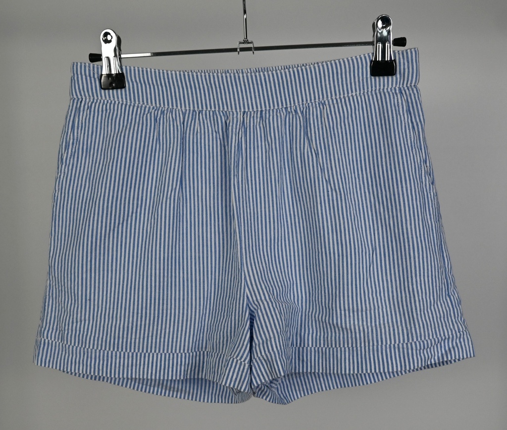 [TRA092] Short, Only, 12 jaar