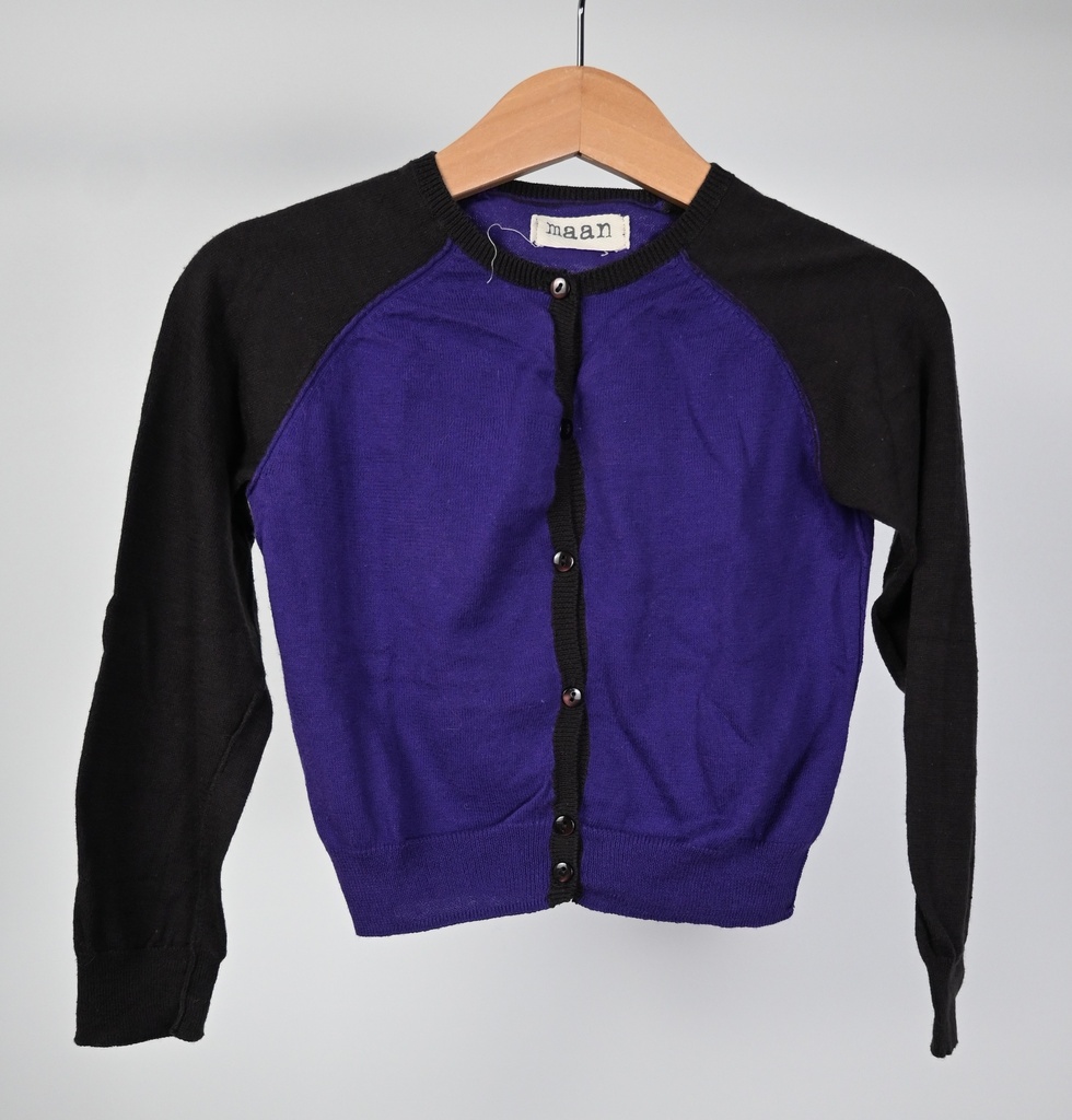 Cardigan, maan, 3 jaar