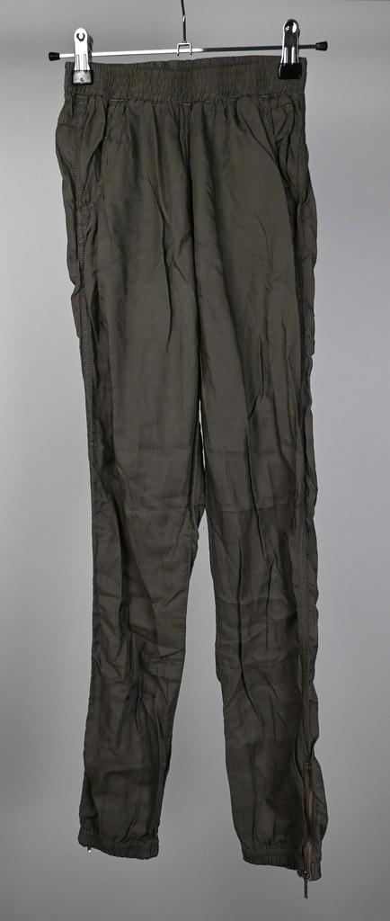 Broek, Anne Kruus, 12 jaar