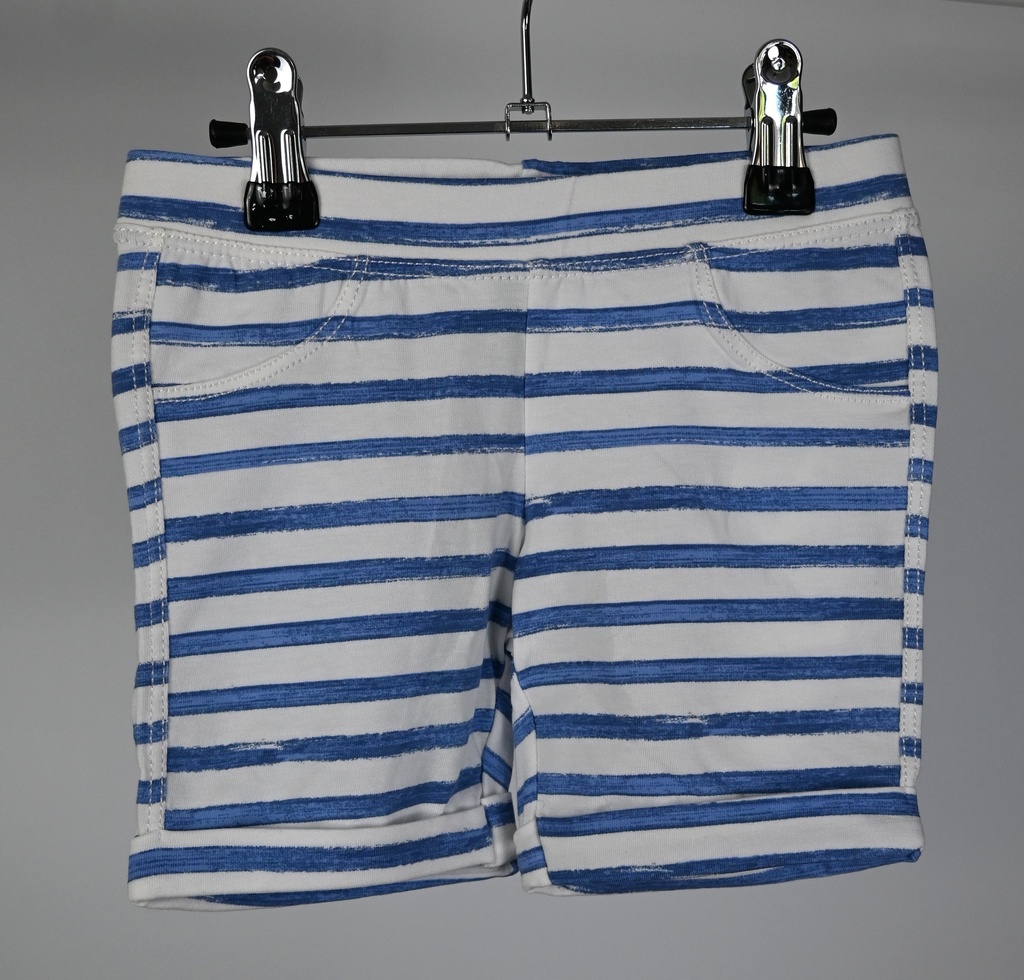 Shortje, United Colors of Benetton, 4/5 jaar