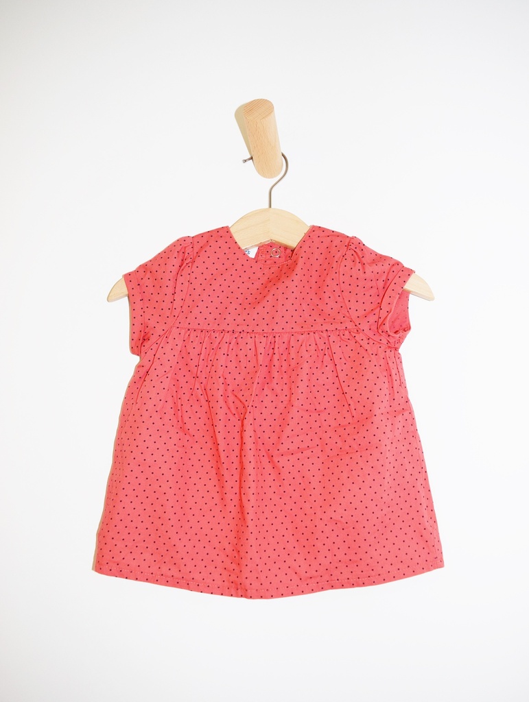 [TIC026] Kleedje en hoedje, Noukie's, 3 maanden