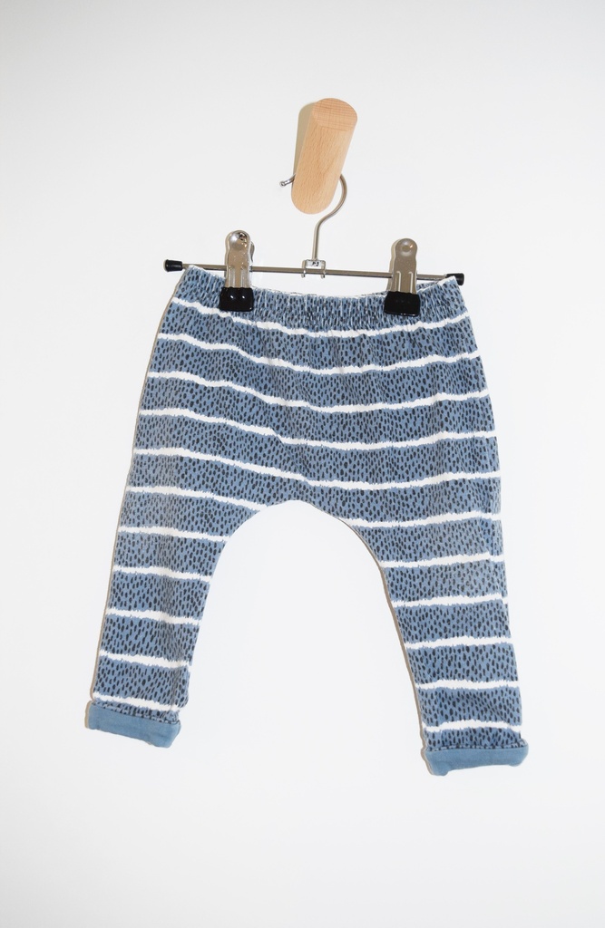 [TIC024] Broekje, Noukie's, 6 maanden