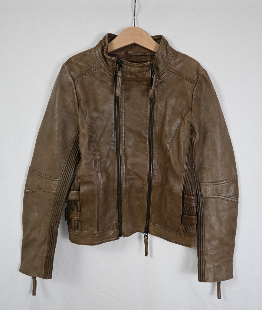 [SST031] Lederen jas, Mer du Nord, 10 jaar